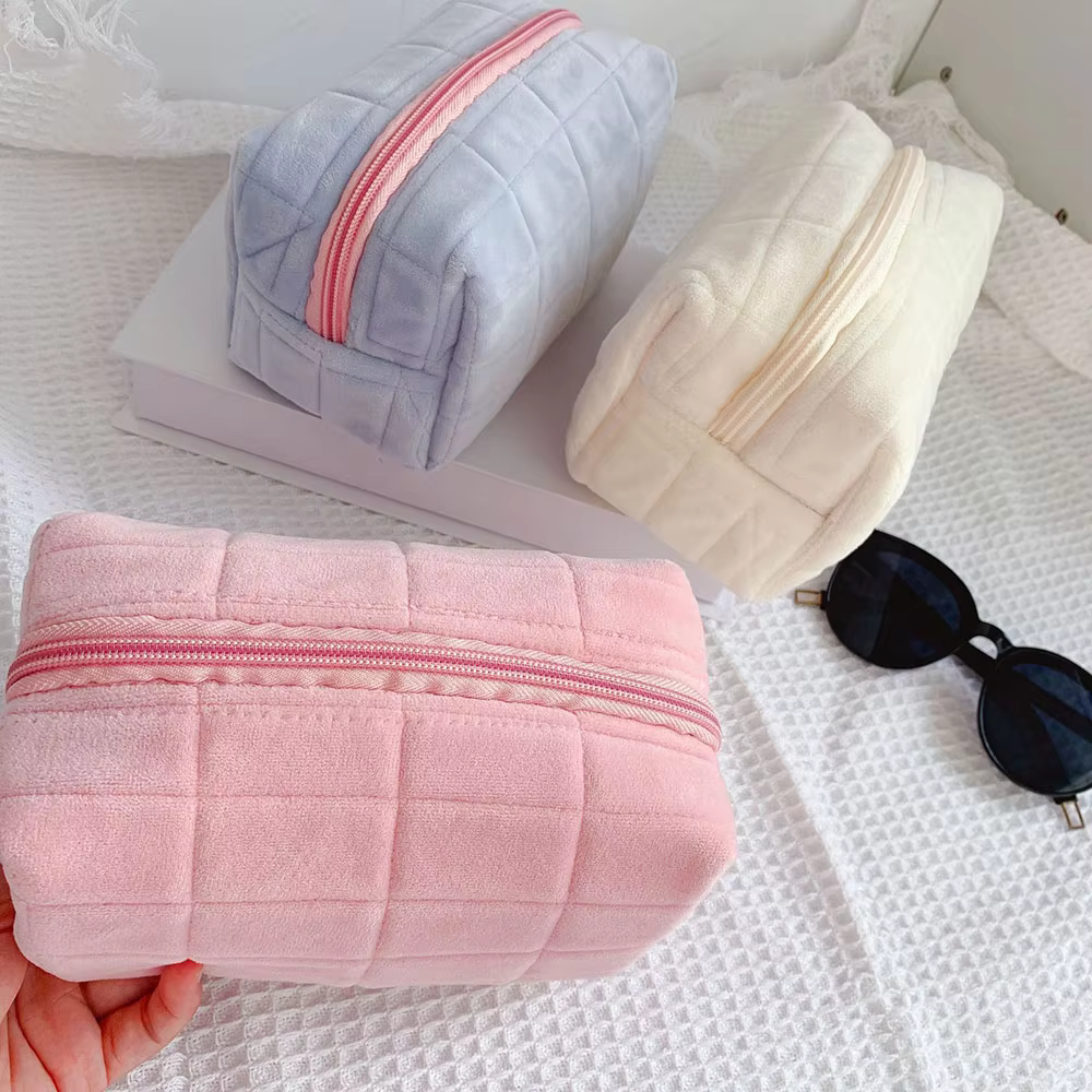 Velvet Large Capacity Pillow Cosmetic Storage Bag Portable Travel Toiletry Bag Small Outdoor Makeup Bag For Daily And Travel Use - AliExpress 1524